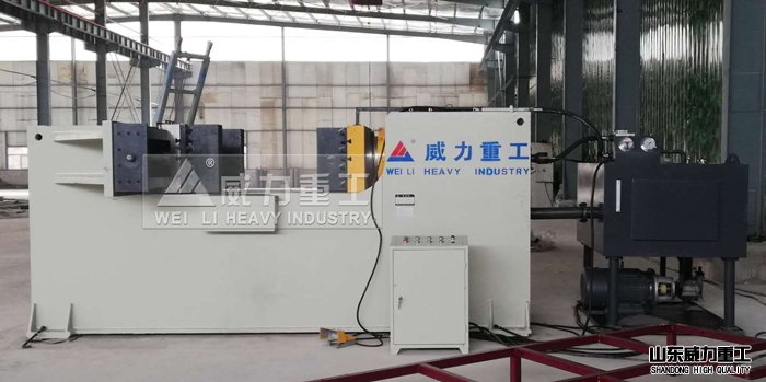 400吨液压机客户加工现场